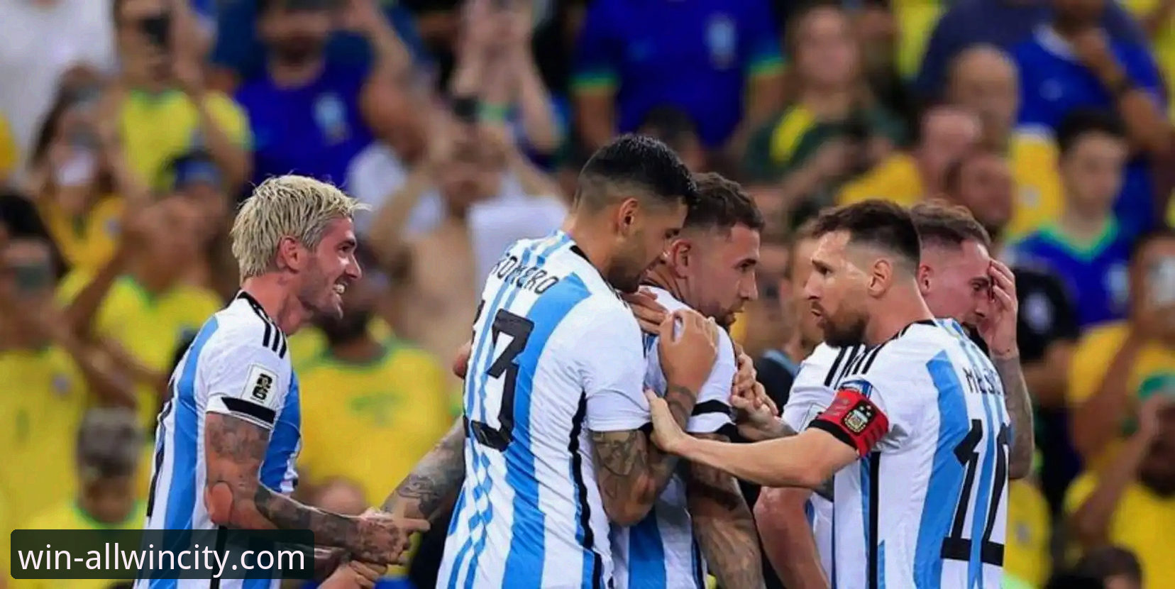 阿根廷5-0大胜赞比亚最新动态：梅西让点球成经典，奥塔门迪主场告别战泪洒糖果盒